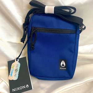 Brand NEW, never used Nixon Stash Bag